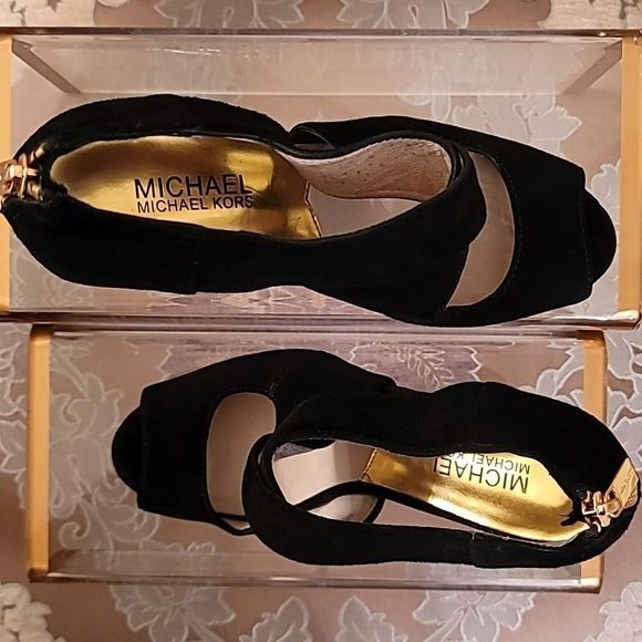 Micheal Micheal Kors michael Elena Cross Strap Dress Sandals - Picture 3 of 16